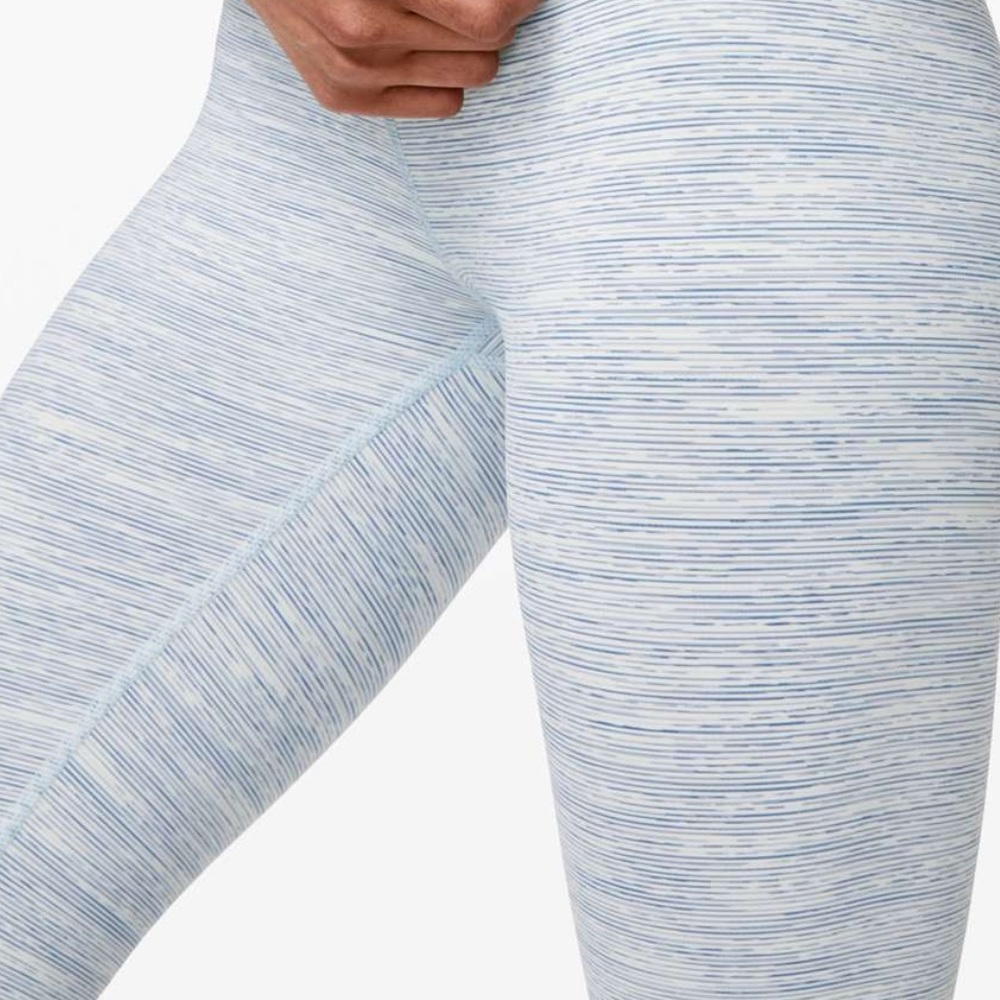 Lululemon Wunder Under Crop 21” - Picture 13 of 17